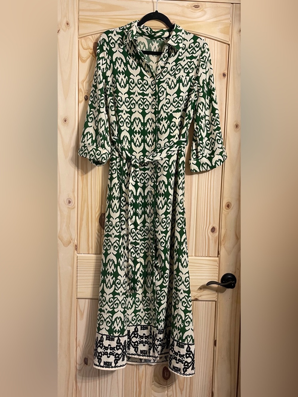 Max Studio Green Button-Down Maxi Dress - Picture 2 of 7